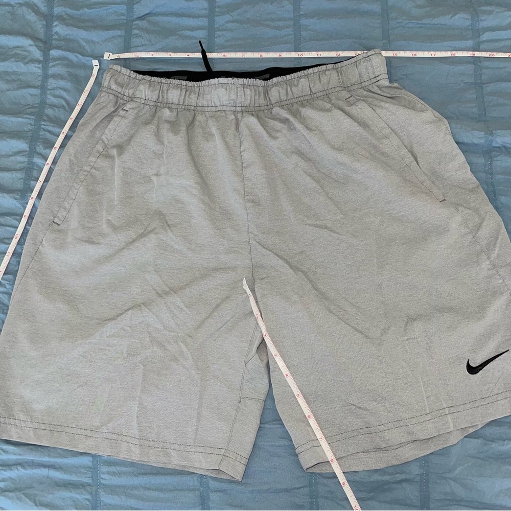 Men’s Nike Training Shorts With Pockets